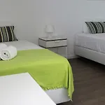 Uau אכסניה פיגואיירה דה פוז