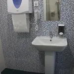 Uau אכסניה *