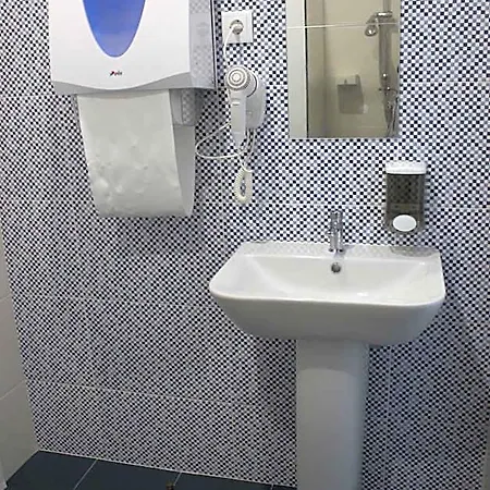 Hostel Uau