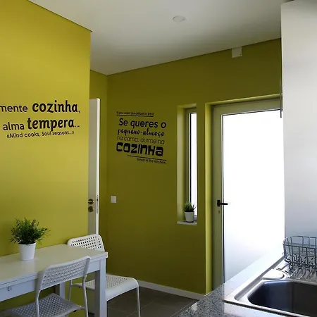 Uau Hostel Figueira da Foz