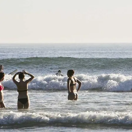 Хостел Uau Фигейра-да-Фош